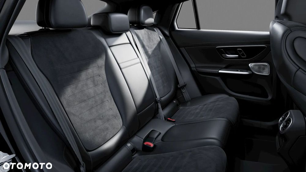Mercedes-Benz GLC 220 d mHEV 4-Matic AMG Line - 11