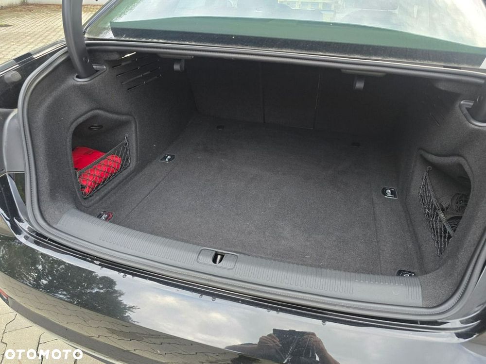 Audi A4 Limousine - 39