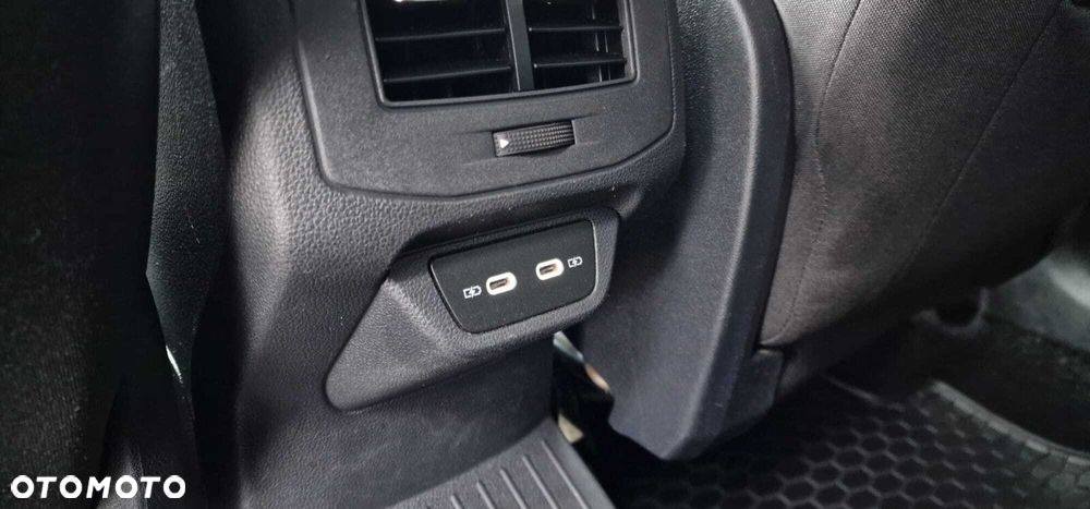 Volkswagen T-Roc 1.5 TSI Life DSG - 13