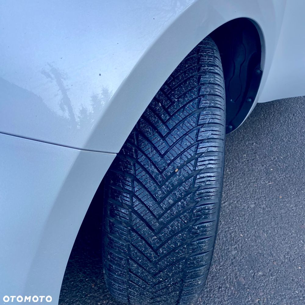 Kia Rio 1.2 Attract - 35