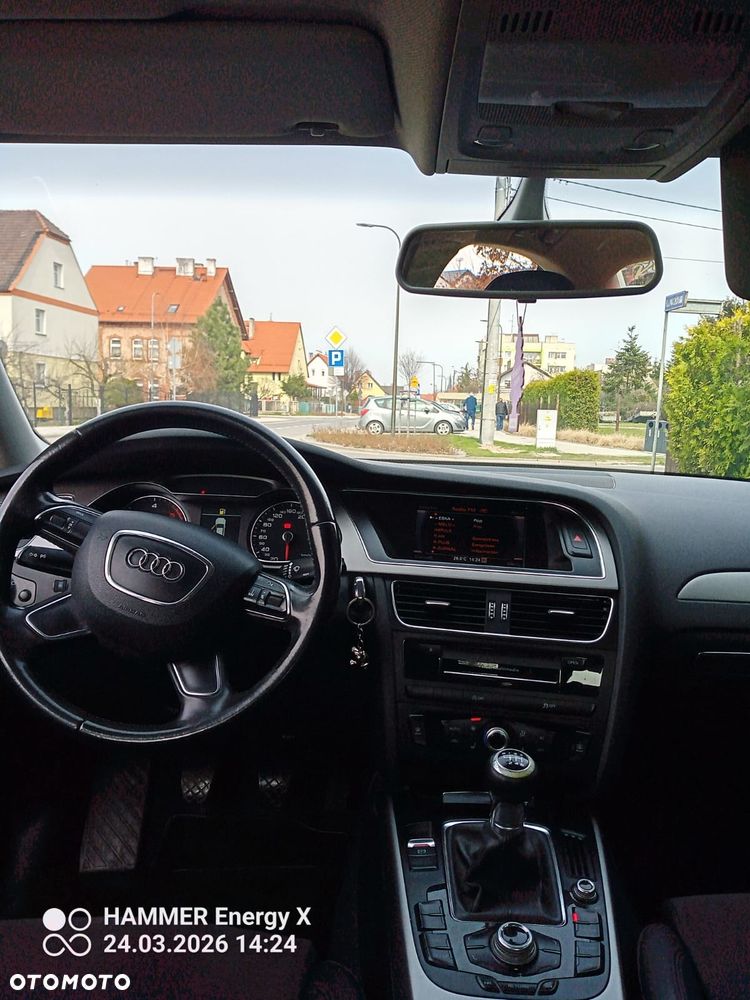 Audi A4 Limousine - 6