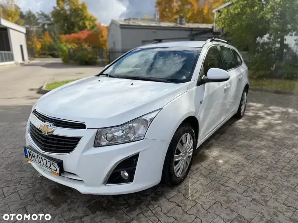 Chevrolet Cruze Station Wagon 1.6 LS - 9