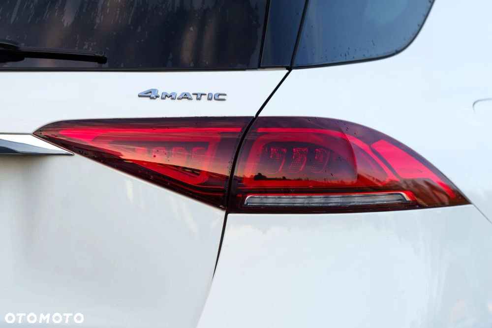 Mercedes-Benz GLE 300 d 4-Matic - 12