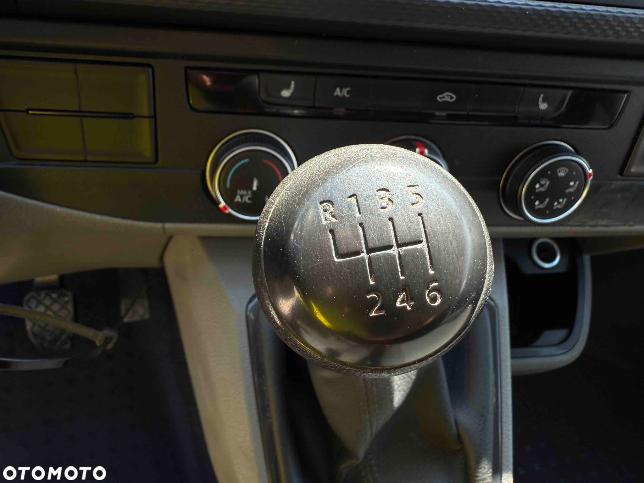 Volkswagen TRANSPORTER - 12