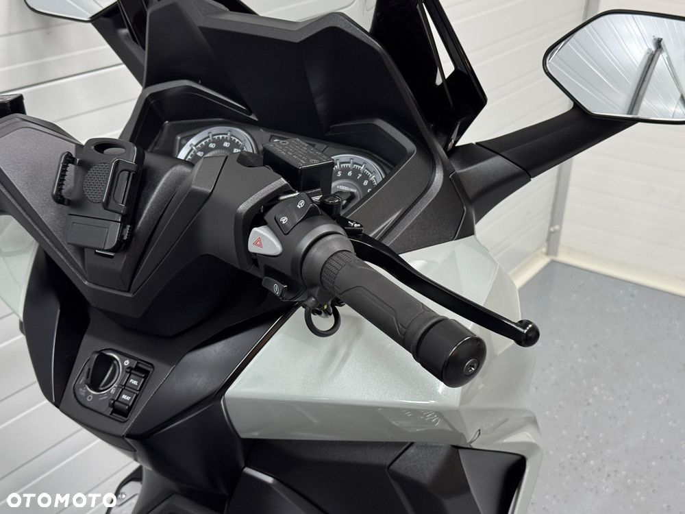 Honda NSS - 10
