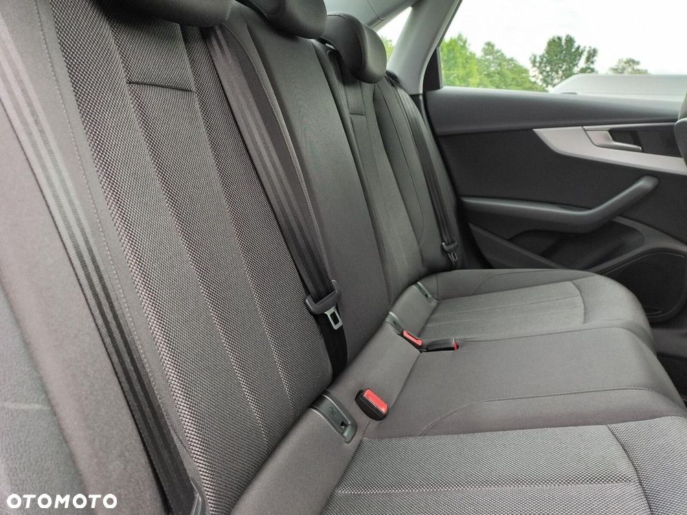 Audi A4 Limousine 2.0 TDI - 27
