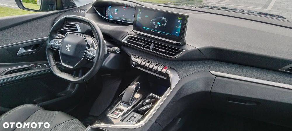 Peugeot 3008 225 e-EAT8 Allure - 19