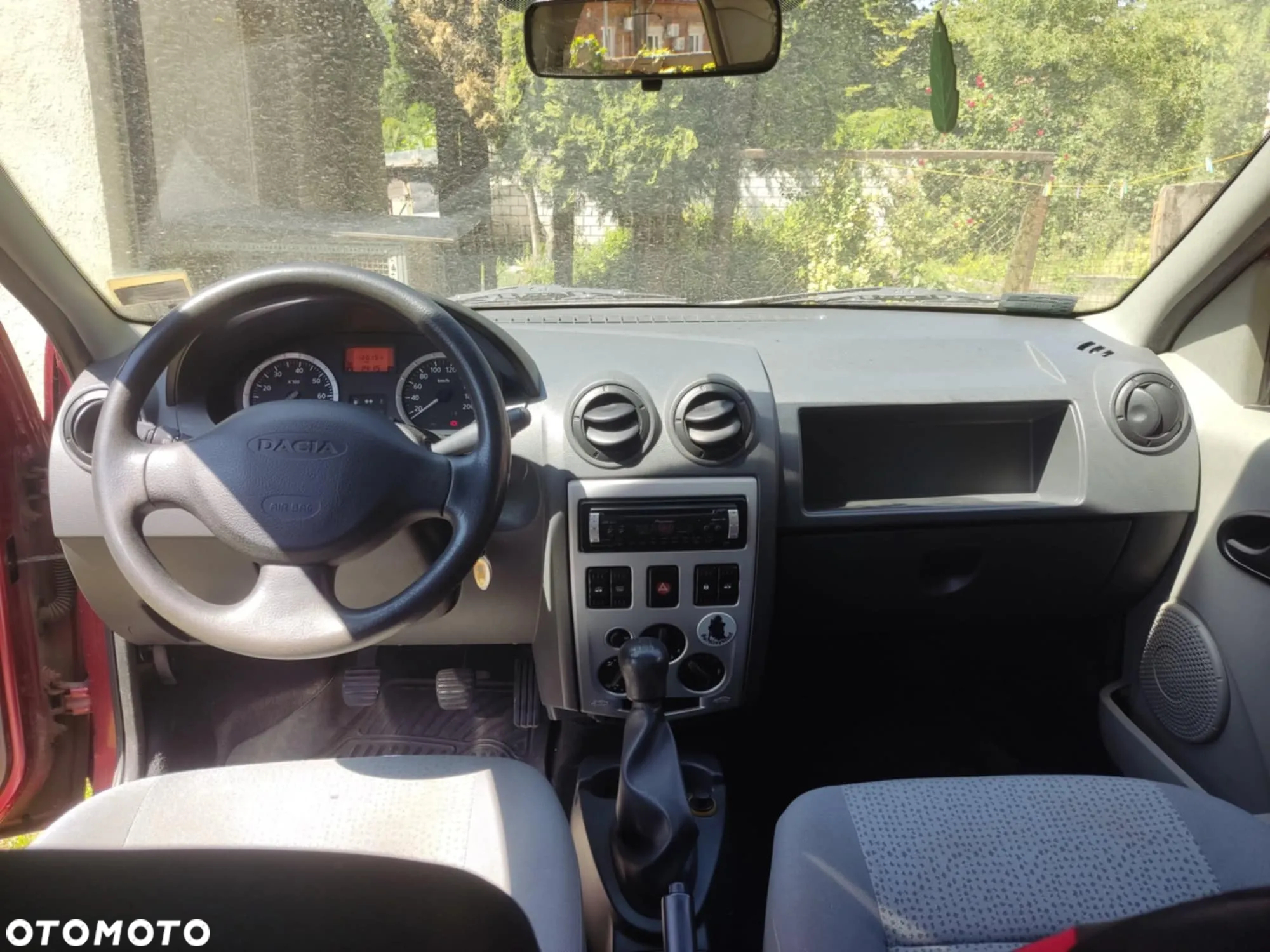 Dacia Logan 1.4 Ambiance - 9