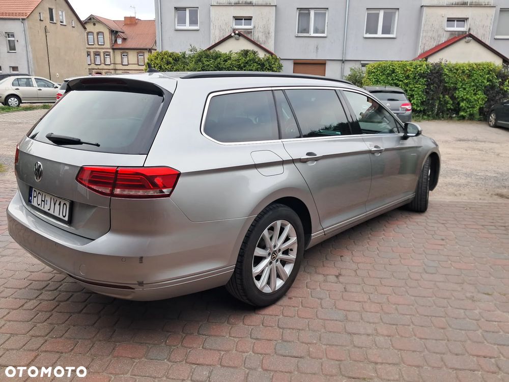 Volkswagen Passat - 5