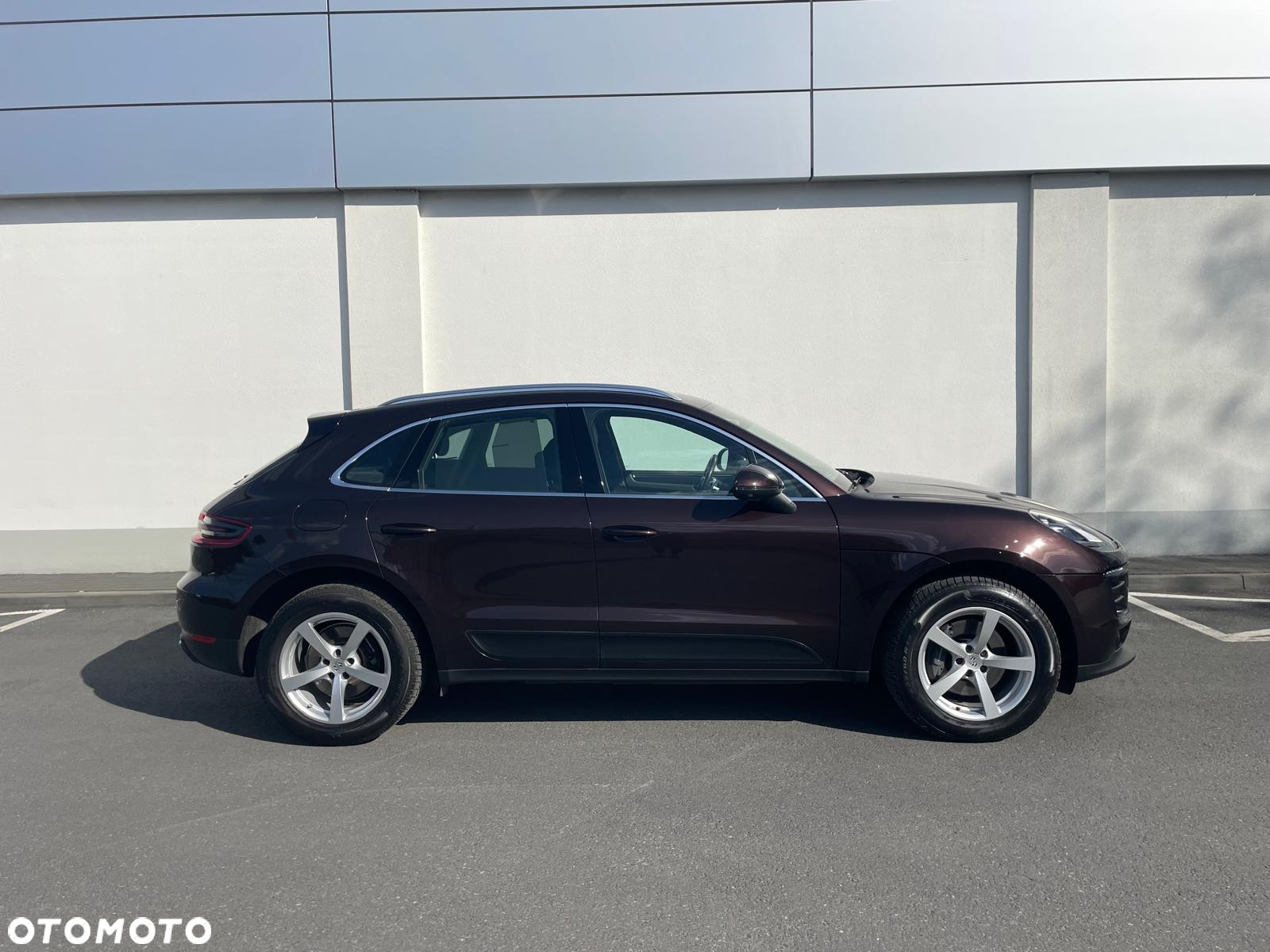 Porsche Macan Standard - 3