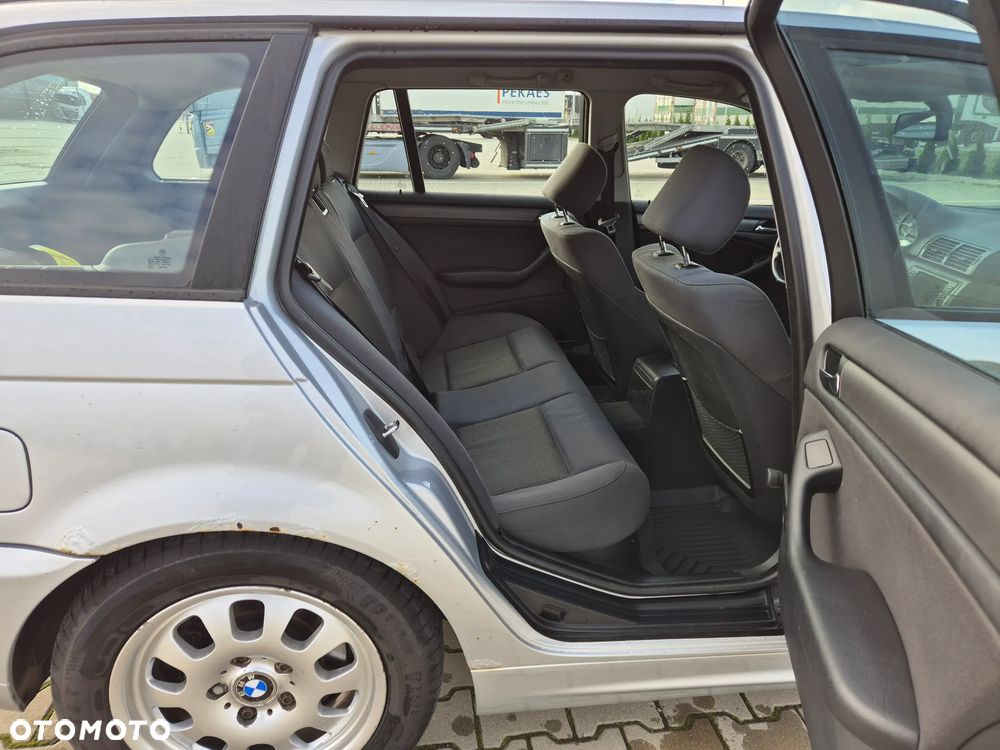 BMW Seria 3 - 16