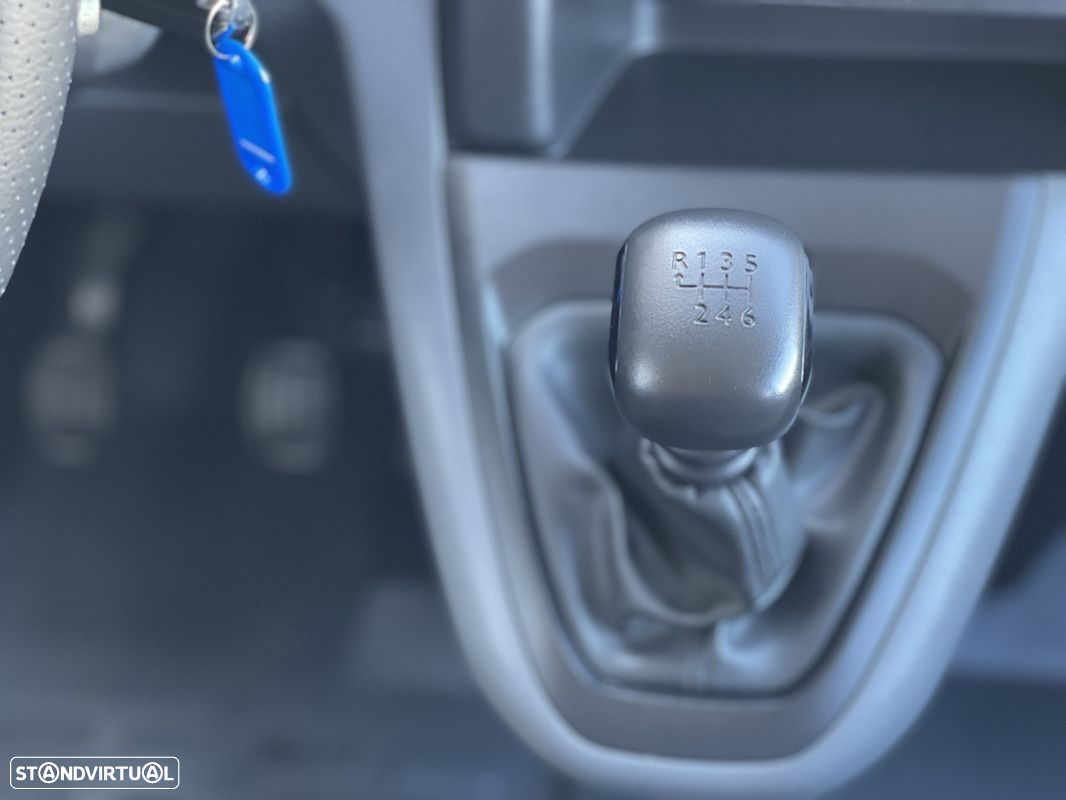 Peugeot Traveller 1.6 BlueHDi L2H1 Business Standard - 21