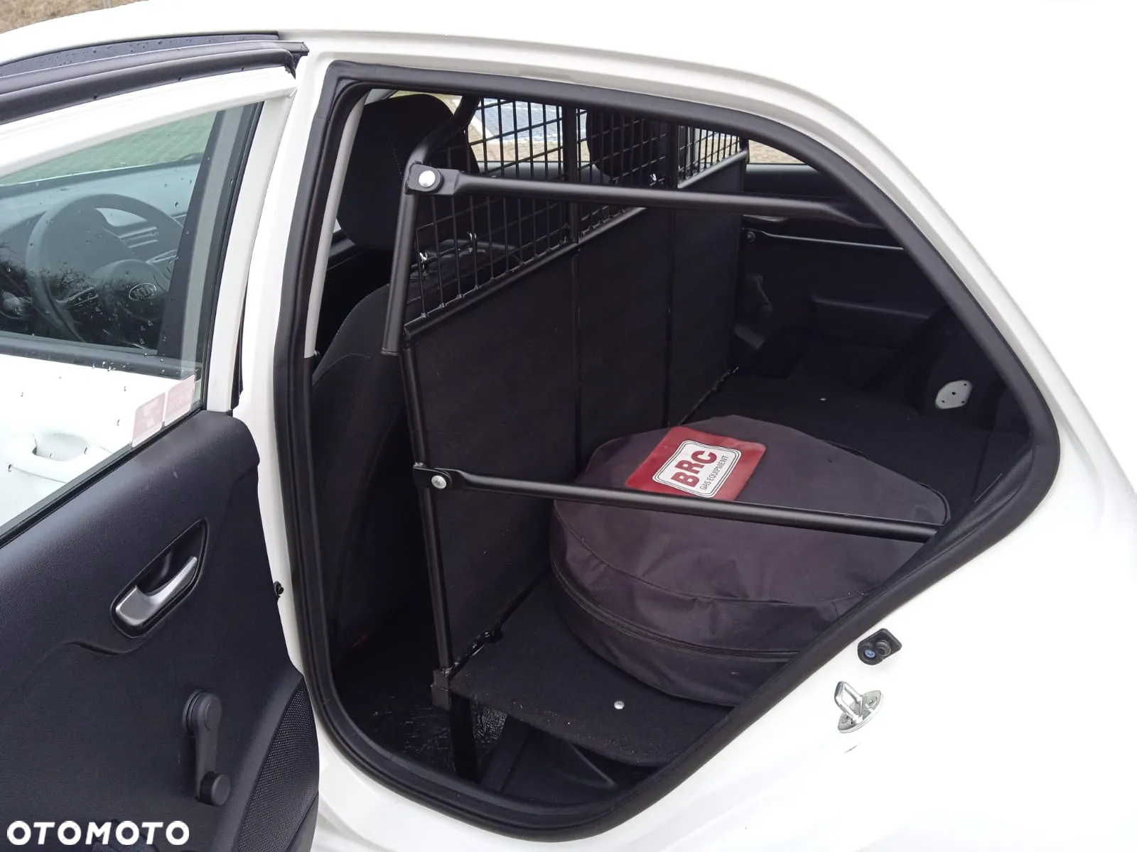 Kia Rio 1.2 M - 8