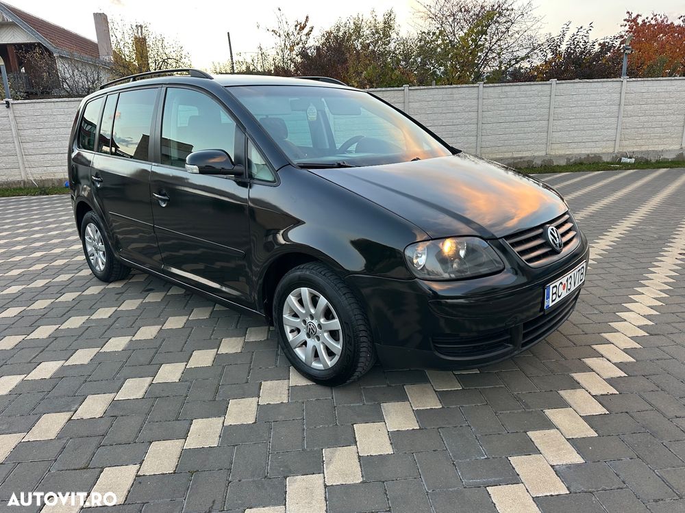 Volkswagen Touran - 2