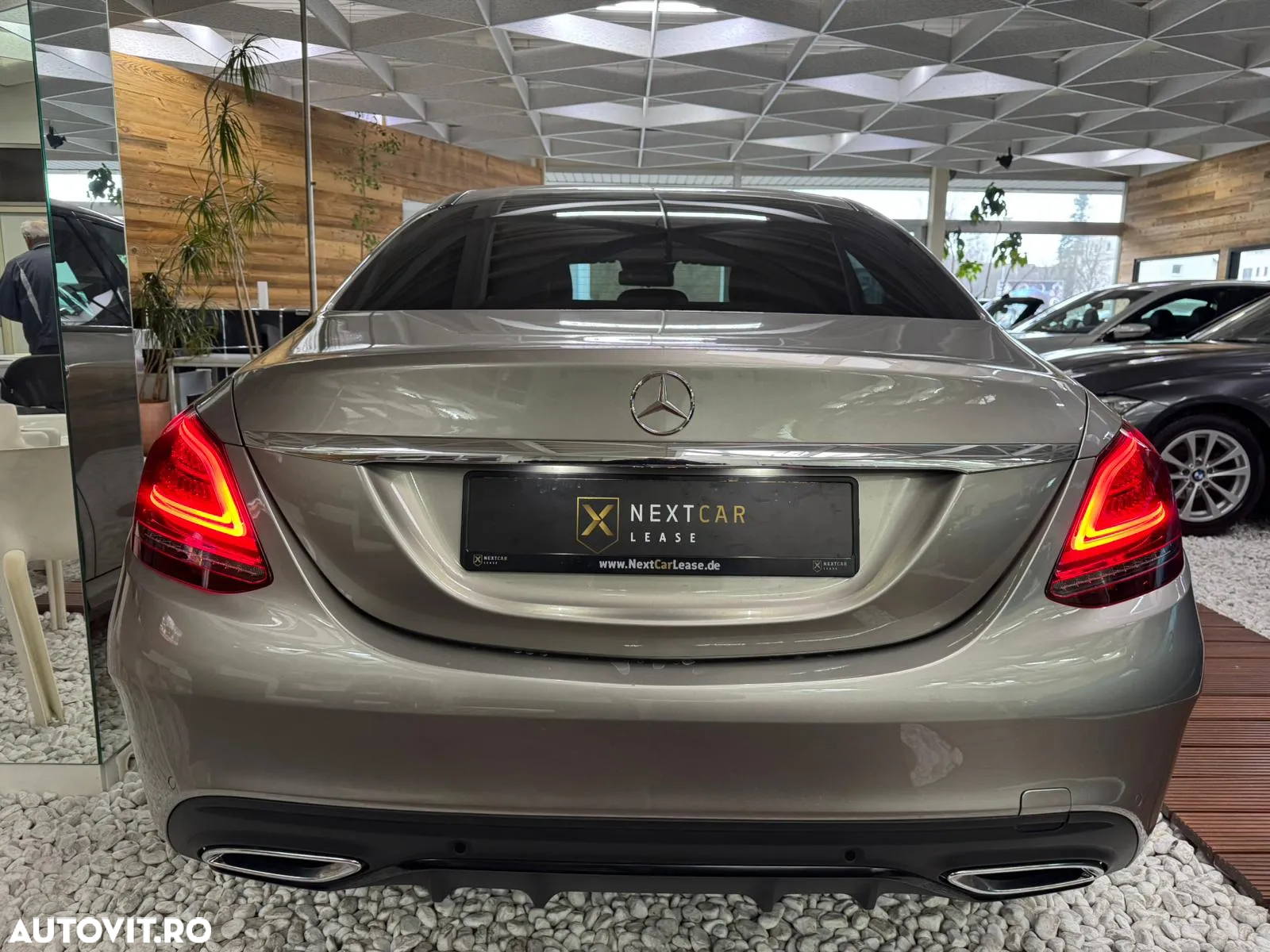 Mercedes-Benz C 220 d 4Matic T 9G-TRONIC AMG Line - 5