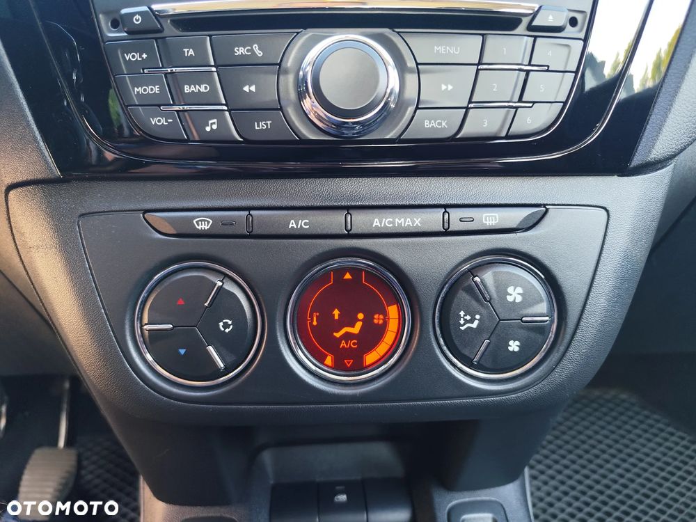 Peugeot 301 1.6 VTi Allure - 37