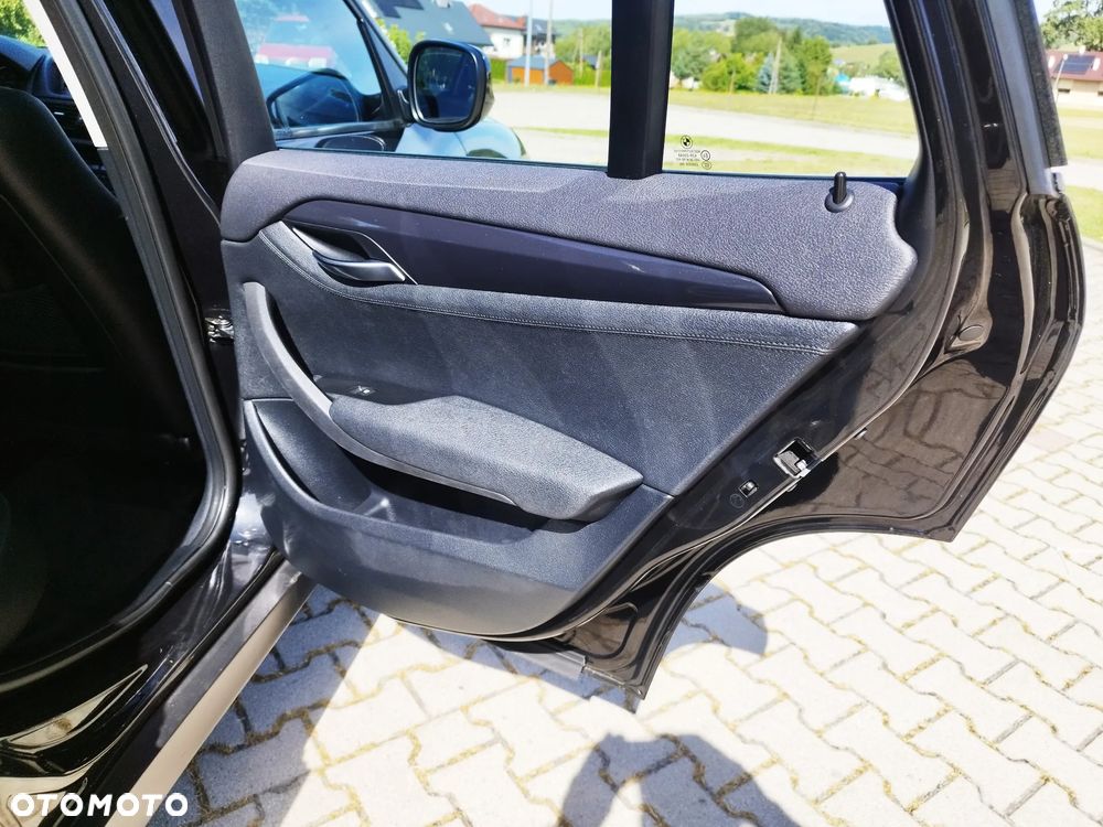 BMW X1 xDrive20d - 28