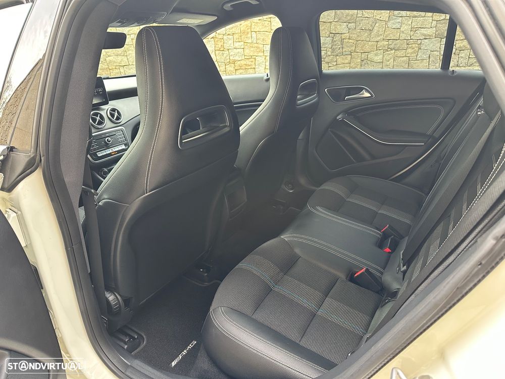 Mercedes-Benz CLA 220 d Shooting Brake AMG Line Aut. - 25