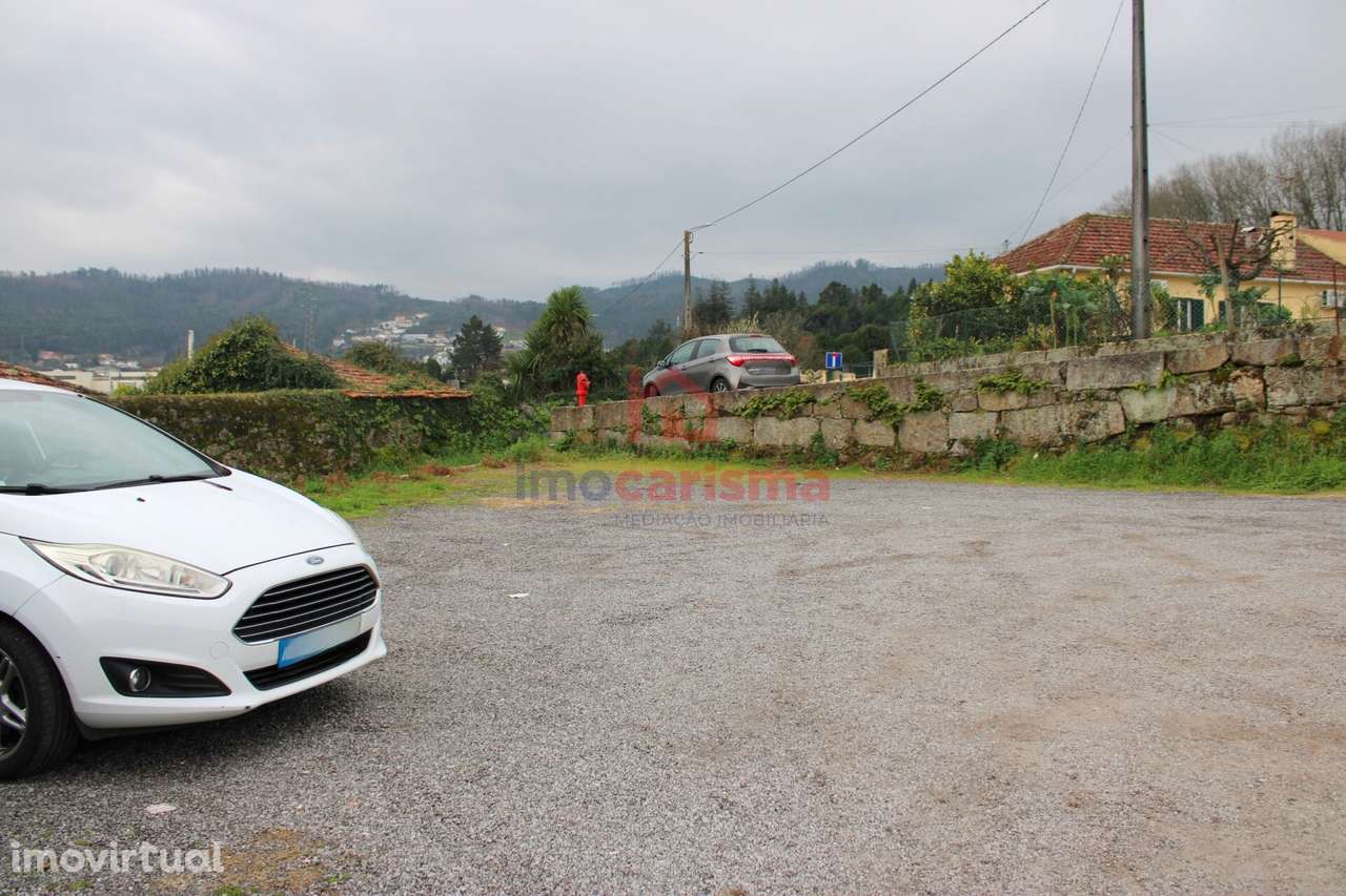 Terreno para construção com 612 m² em São Martinho do Campo, Santo Tir - Grande imagem: 2/6