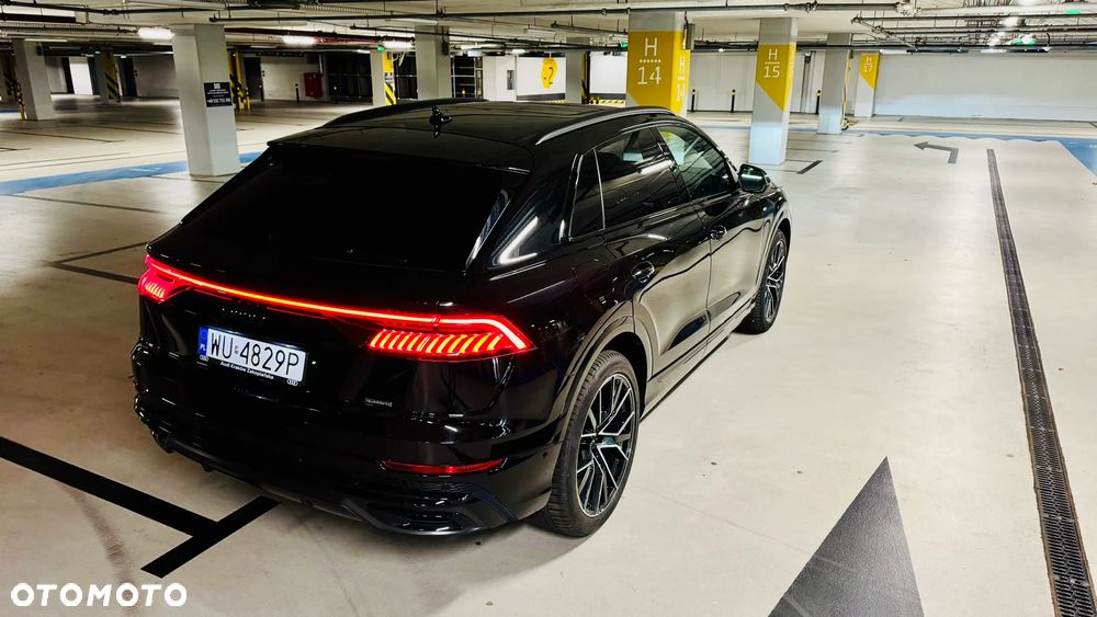 Audi Q8 - 6
