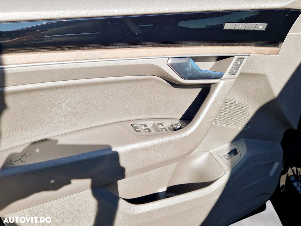 Volkswagen Touareg V6 TDI Atmosphere - 16