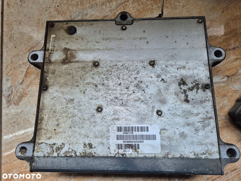 KOMPUTER STEROWNIK SILNIKA VIC PAKIET STARTOWY DAF 45 LF EURO 4 4.5L 4 CYL. - 3