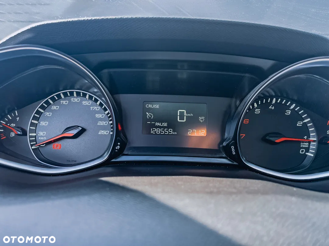 Peugeot 308 1.2 PureTech Active S&S - 22