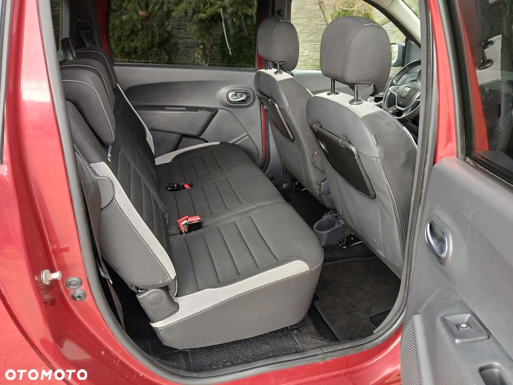 Dacia Lodgy 1.6 SCe Stepway S&S - 13