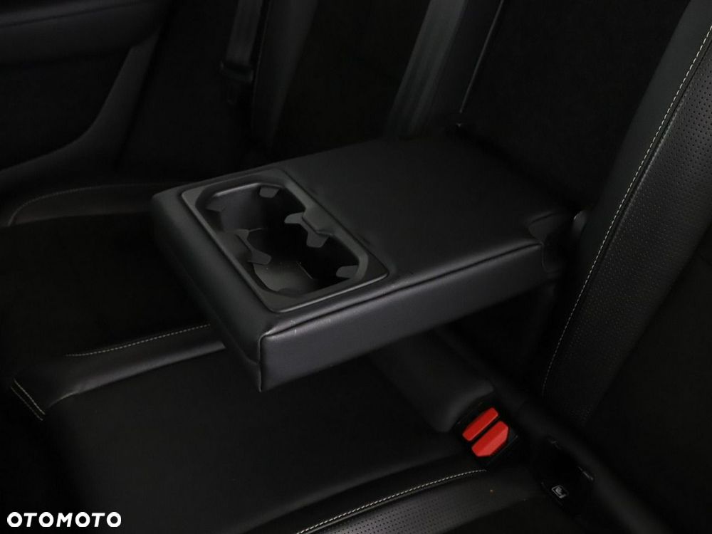 Volvo XC 40 D3 SCR R-Design - 38