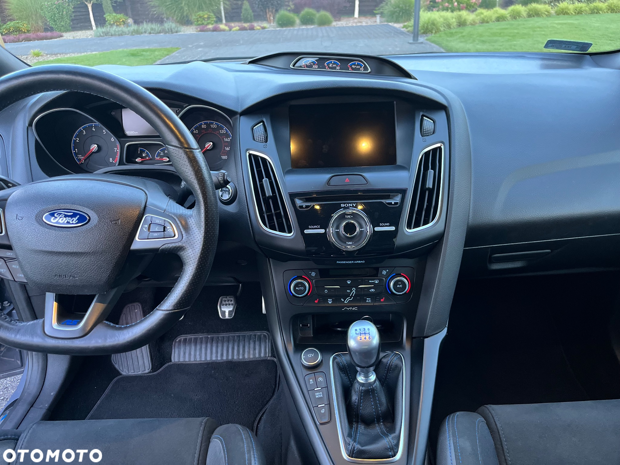 Ford Focus 2.3 EcoBoost RS - 11