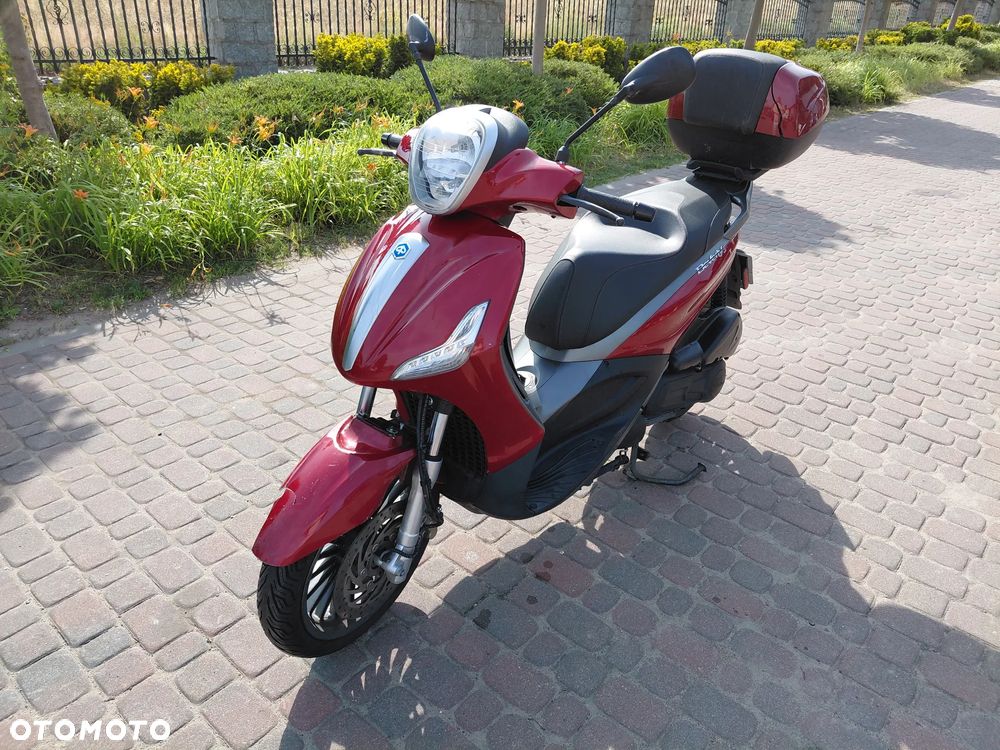 Piaggio Beverly - 1