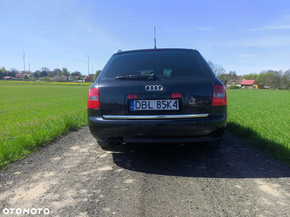 Audi A6 Avant 2.4 - 2