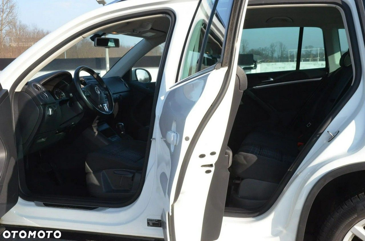 Volkswagen Tiguan - 31