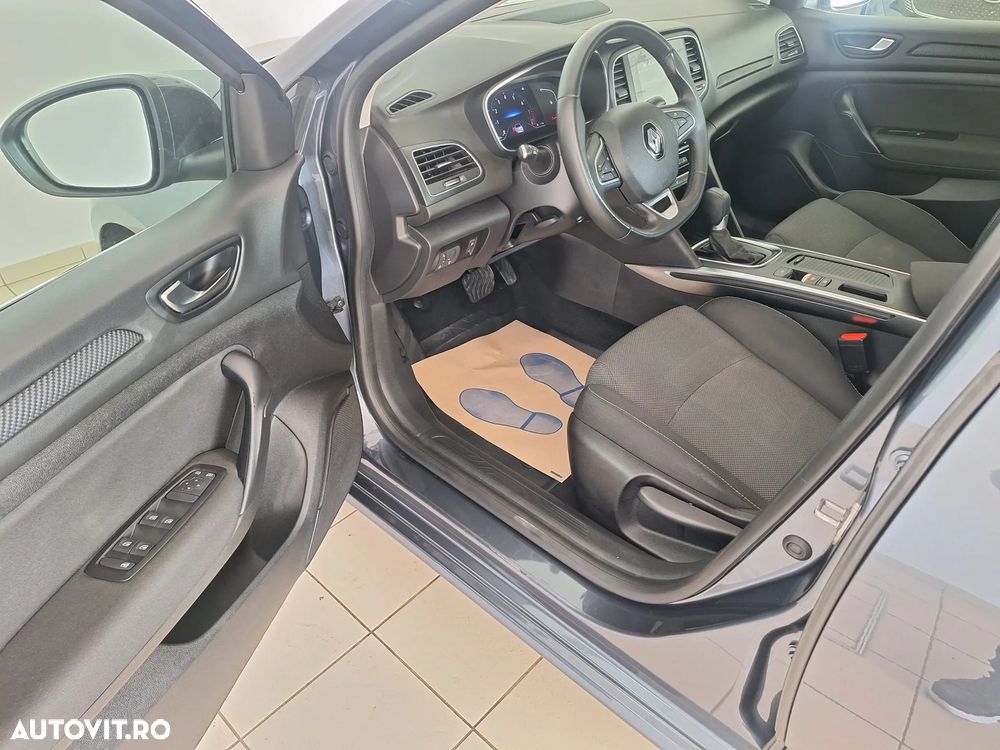 Renault Megane TCe 140 EDC GPF Equilibre - 26