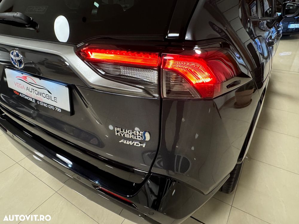 Toyota RAV4 Plug-in-Hybrid Style - 35