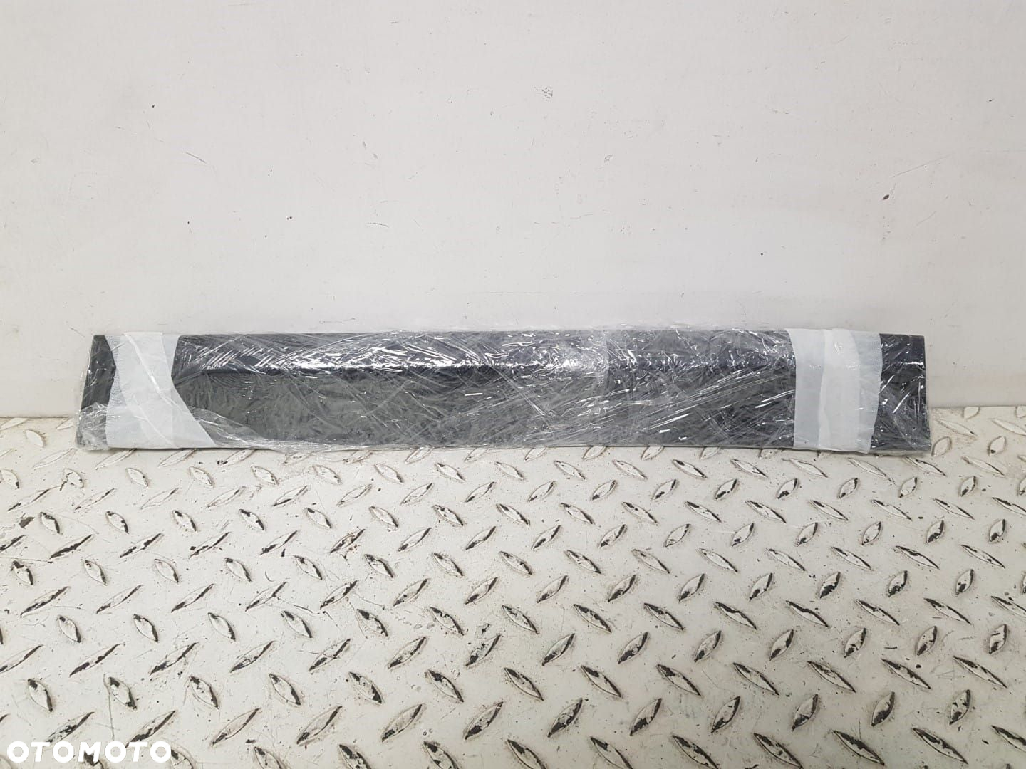 ŁADNA LISTWA DRZWI PRAWY TYŁ PRAWA TYLNA KIA XCEED X-CEED 19-25 87732-J7CA0 - 7