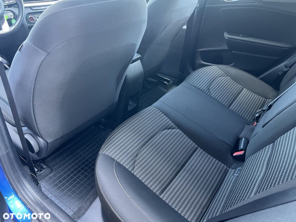 Kia XCeed - 24