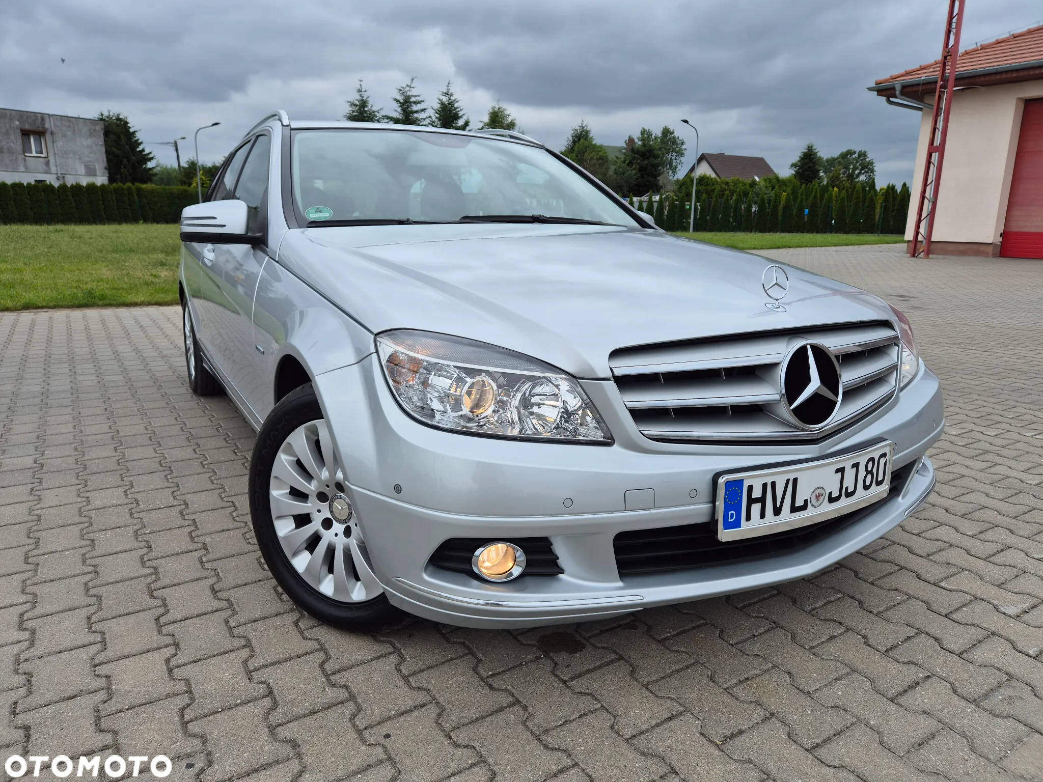 Mercedes-Benz Klasa C 180 T Kompressor Automatik BlueEFFICIENCY Special Edition - 12