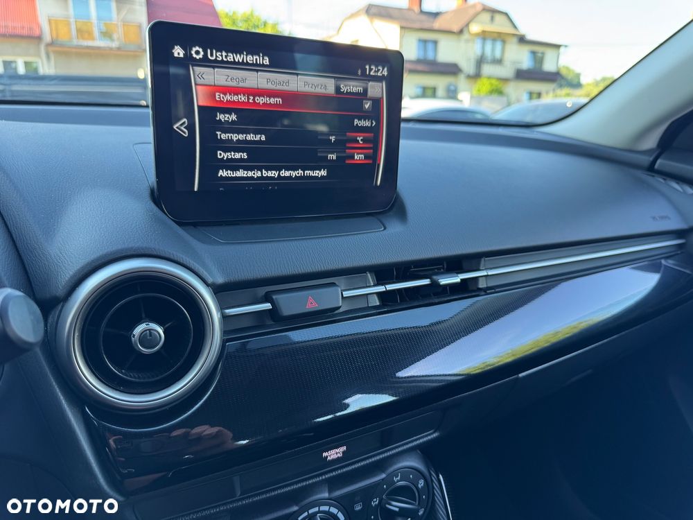 Mazda 2 SKYACTIV-G 90 White Edition - 34