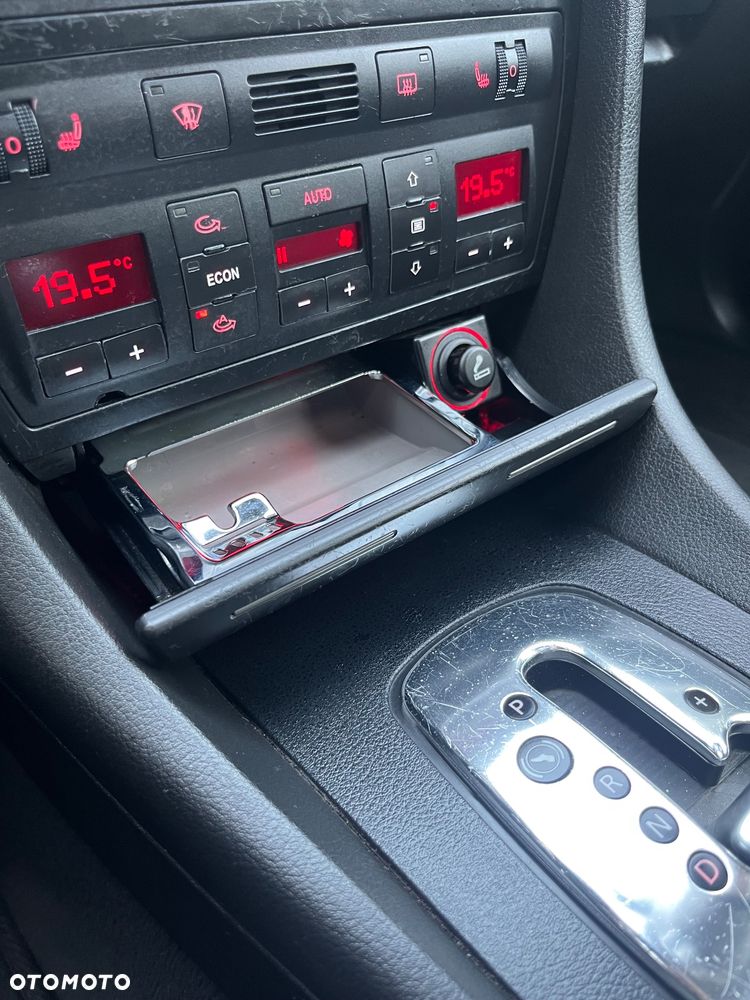 Audi A6 Avant 2.5 TDI Multitronic - 40