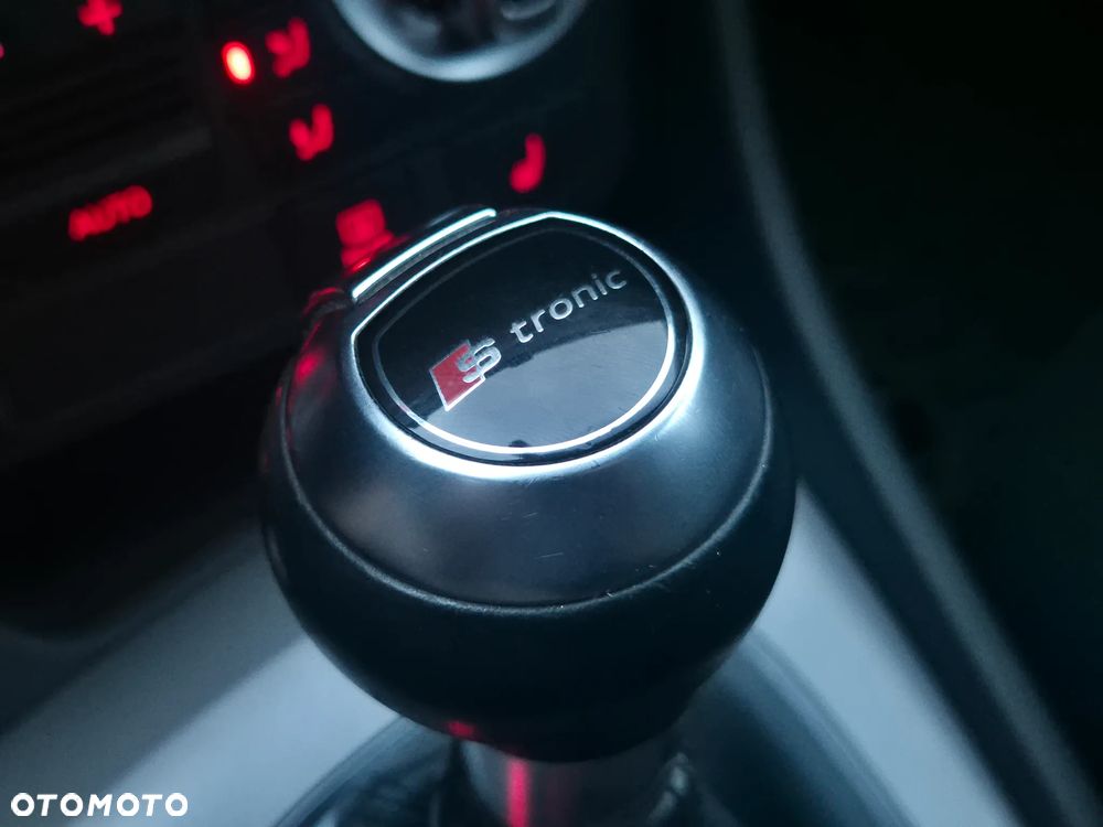 Audi Q3 2.0 TDI Quattro S tronic - 39