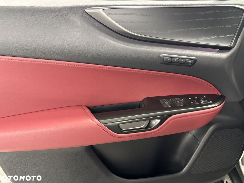 Lexus NX - 17