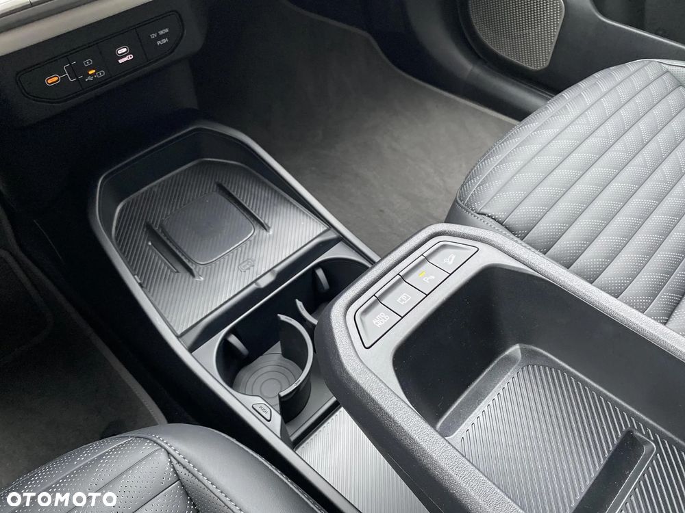 Kia EV4 - 15