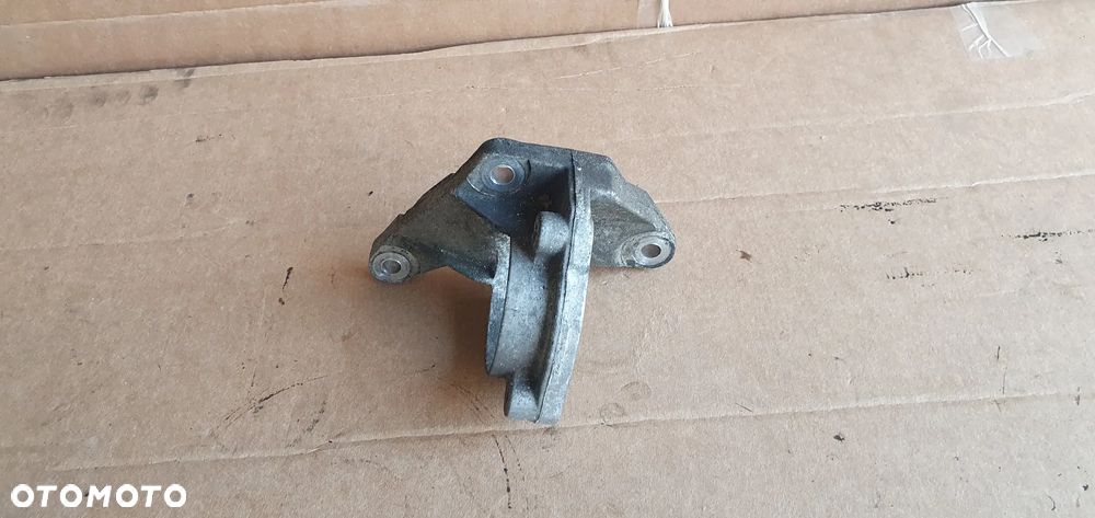 Łapa podpora półosi Opel Insignia A 2.0 CDTI 13219107 - 1