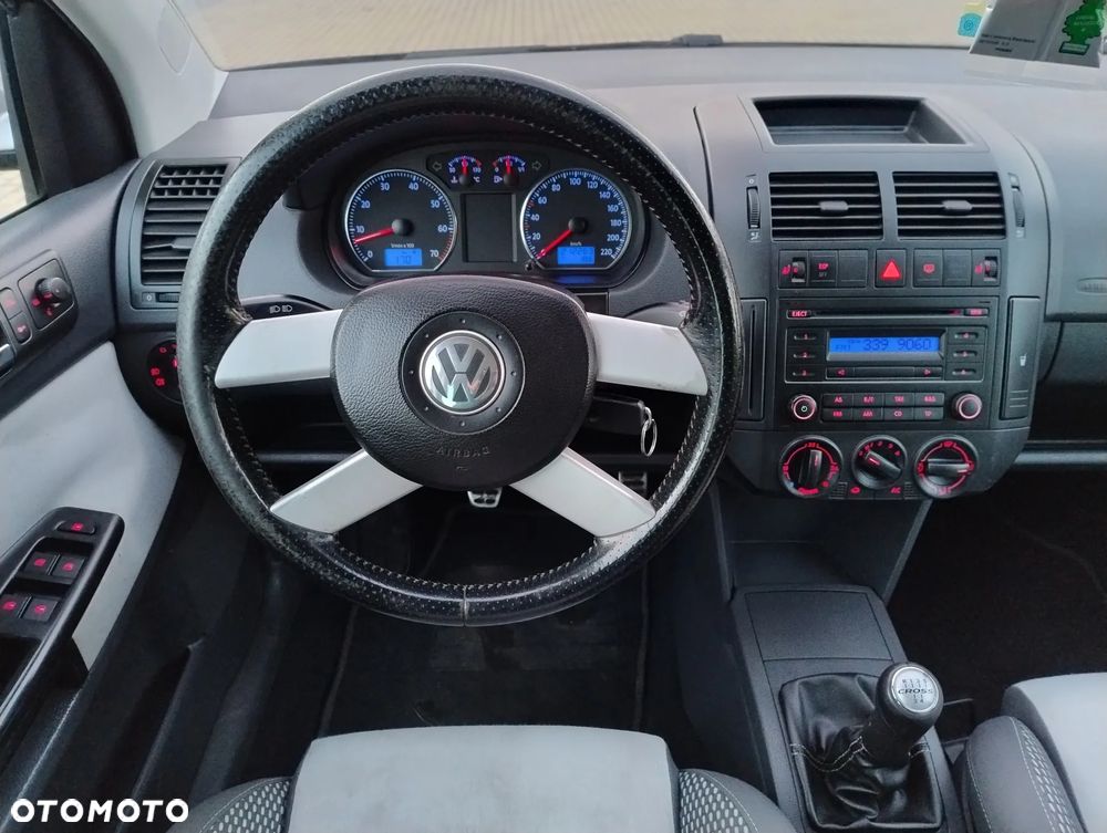 Volkswagen Polo 1.6 Trendline - 18