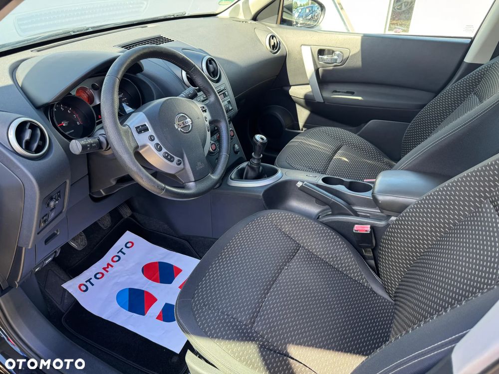 Nissan Qashqai - 12
