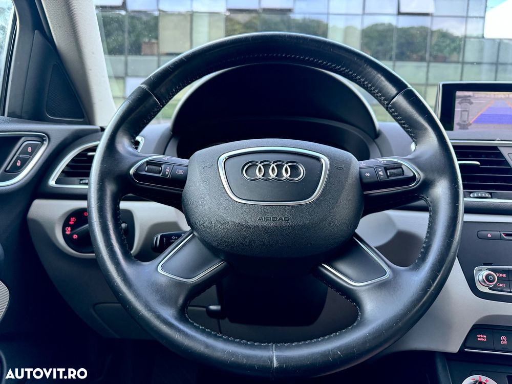 Audi Q3 - 24