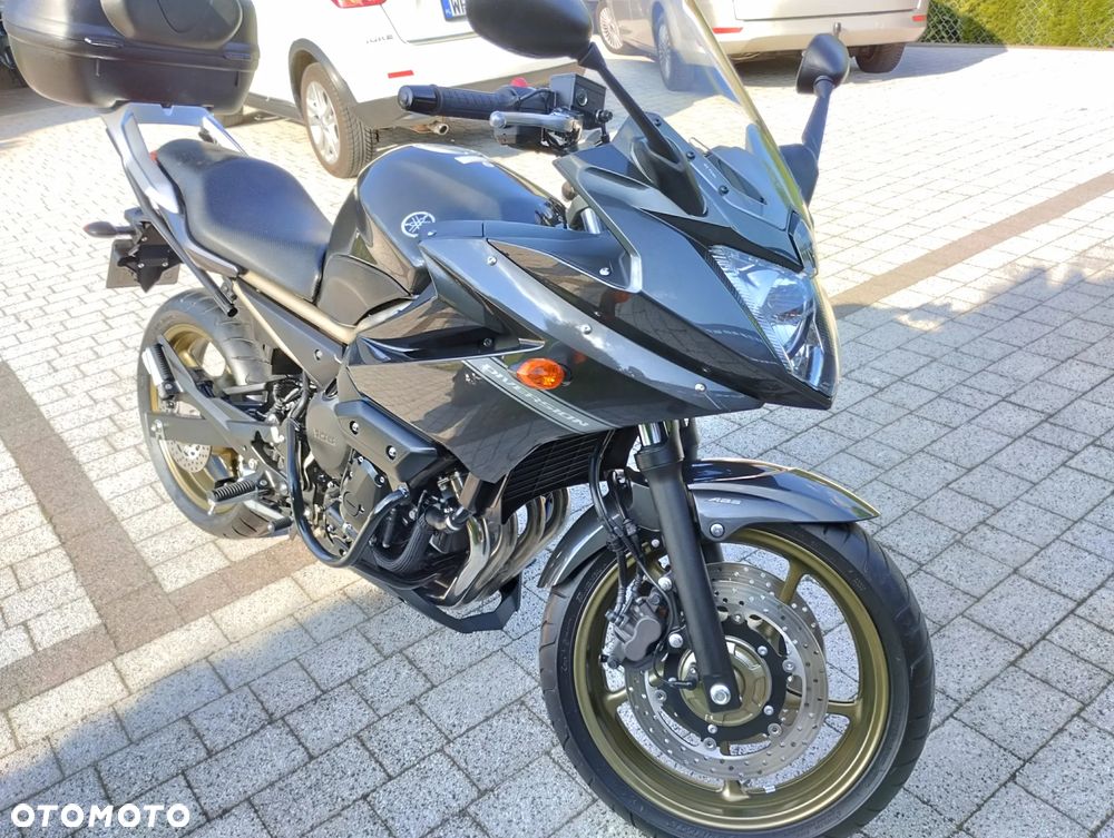 Yamaha XJ - 16