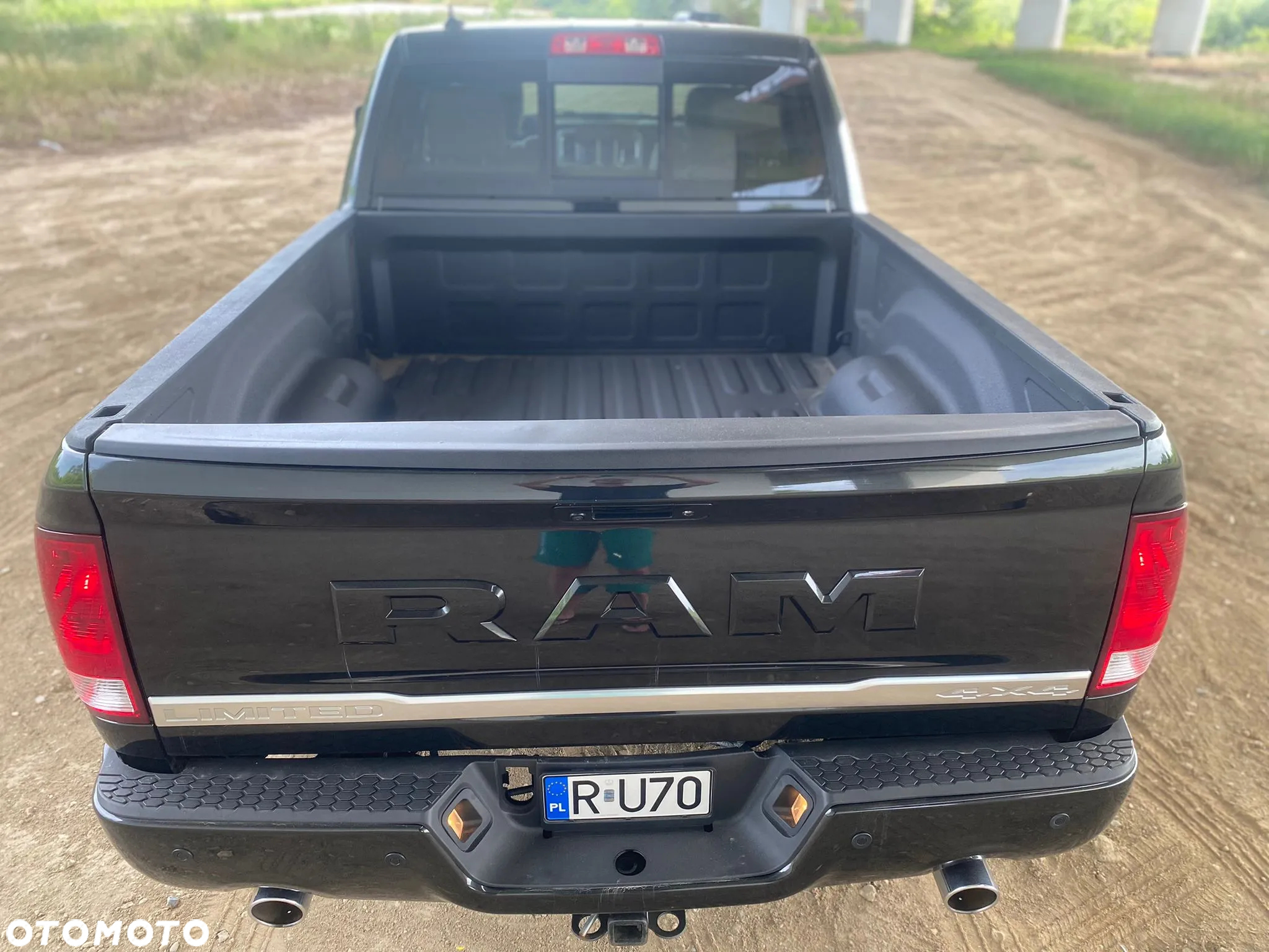 Dodge RAM 1500 5.7 4x4 - 5
