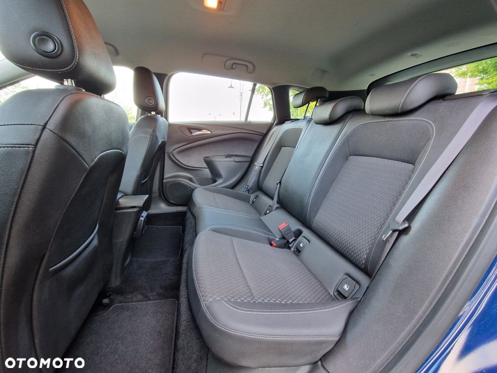 Opel Astra 1.4 Turbo Start/Stop Innovation - 28